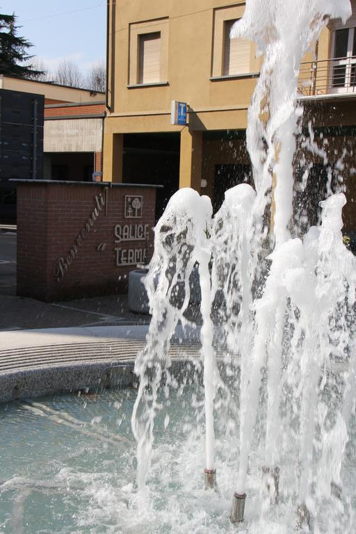 Bilocale Salice Terme Lägenhet Exteriör bild